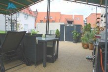Terrasse Stilvolles Wohnen mit Moderne und Charme!