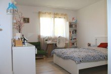 Kinderzimmer 3 1.OG Hochwertig, ruhig und gro�z�gig!