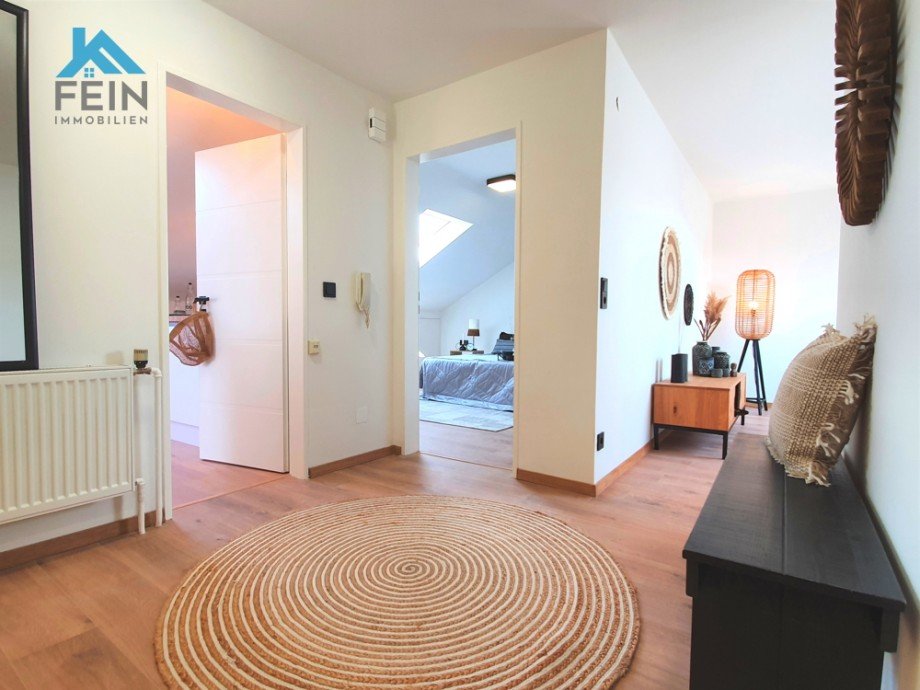 Flur Dachgeschosswohnung Wiernsheim / Pinache