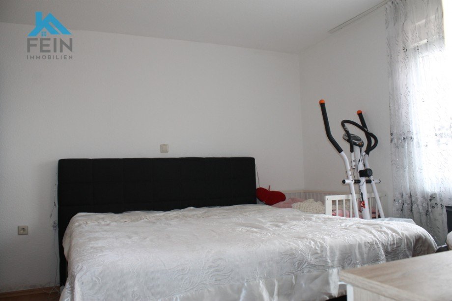 Schlafzimmer 2.OG Mehrfamilienhaus Ditzingen / Sch�ckingen