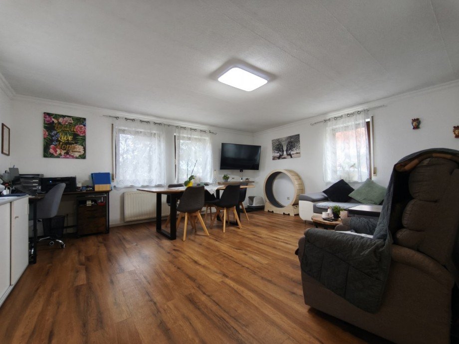 Wohn und Essbereich Etagenwohnung Talheim