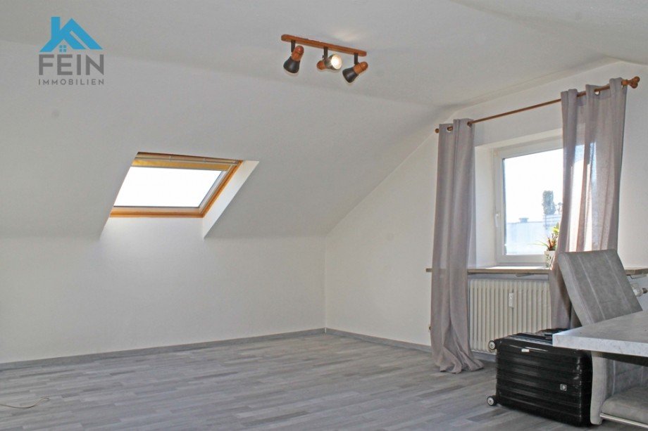 Zimmer DG Mehrfamilienhaus Korntal-M�nchingen