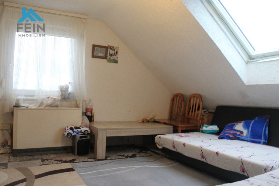 Wohnzimmer 3.OG Mehrfamilienhaus Ditzingen / Sch�ckingen