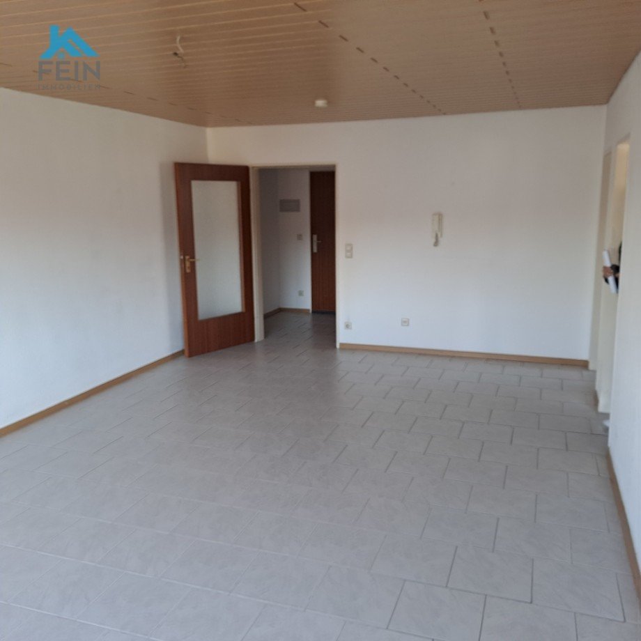 Wohnzimmer2 Etagenwohnung M�hlacker / D�rrmenz