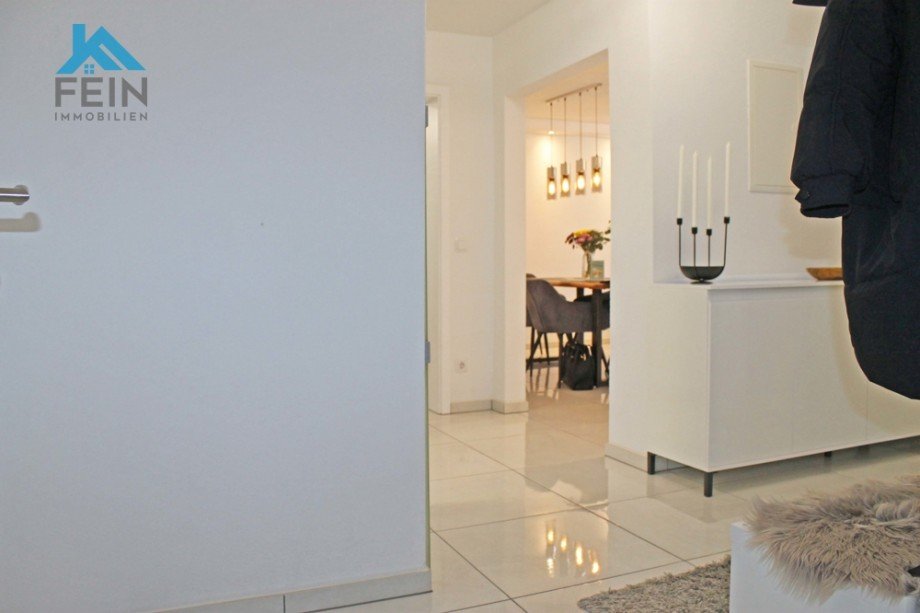 Eingangsbereich_Wohndiele Etagenwohnung Sachsenheim