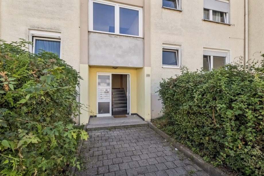 Haus_Eingangsbereich Etagenwohnung Vaihingen an der Enz