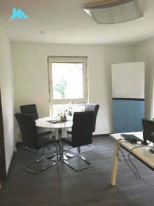 B�ro 2 Moderne B�rofl�che in einem gepflegten Gesch�ftsgeb�ude