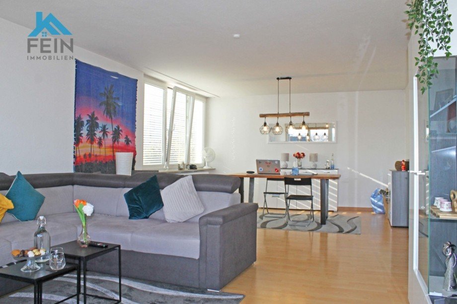 Wohn-/Esszimmer 1.OG Mehrfamilienhaus Korntal-M�nchingen