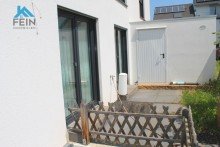 Garage Hochwertig, ruhig und gro�z�gig!