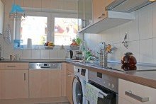 K�che 1.OG Nachhaltiges Investment: Gepflegtes 8-Familien-Haus mit Garten