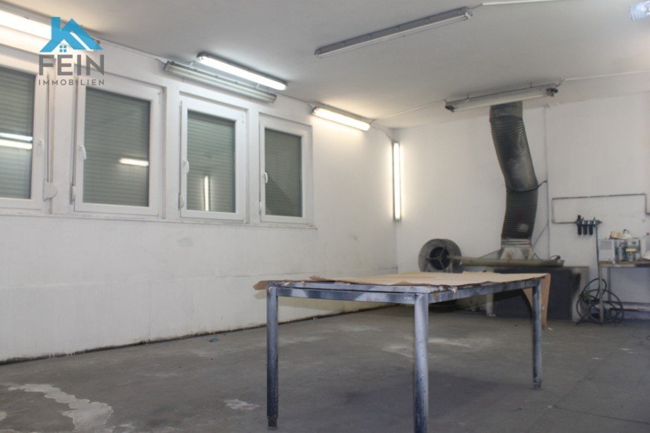 Lackraum Halle Vaihingen