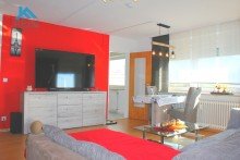 Wohnzimmer Gelegenheit in praktischer Lage!