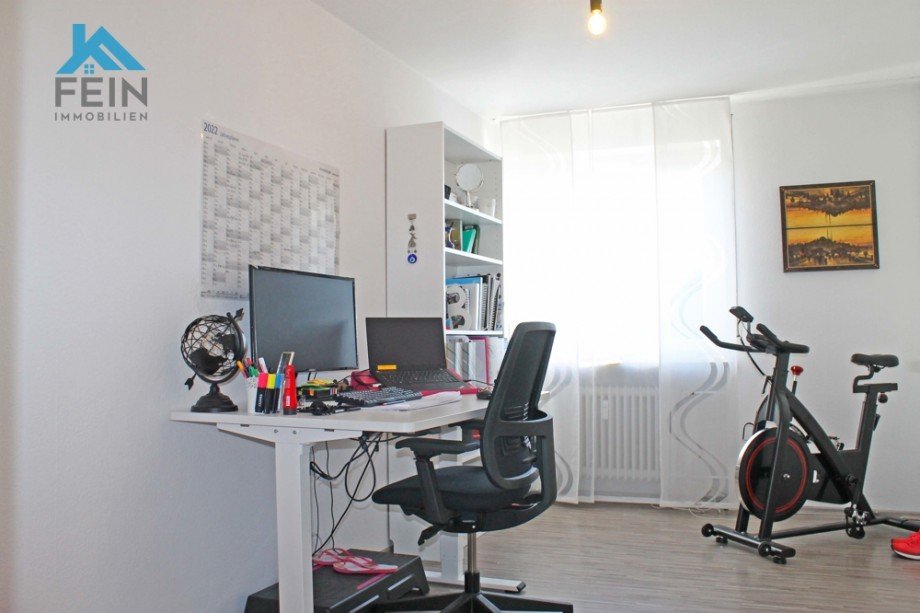 Kinder-/Arbeitszimmer 1.OG Mehrfamilienhaus Korntal-M�nchingen