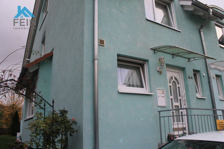 Au�enansicht Nordost Stuttgart / Hausen Doppelhaush�lfte Familienfreundliches Wohnen in Stuttgart-Hausen!