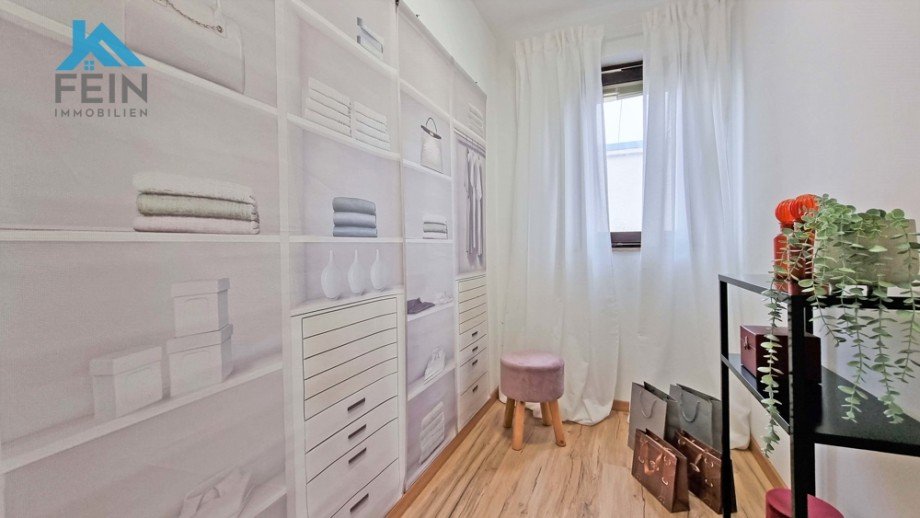 Ankleidezimmer Etagenwohnung Eberdingen / Hochdorf