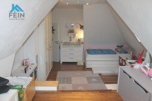 Kinderzimmer DG Gro�z�giges Wohnen in sch�nster Lage!