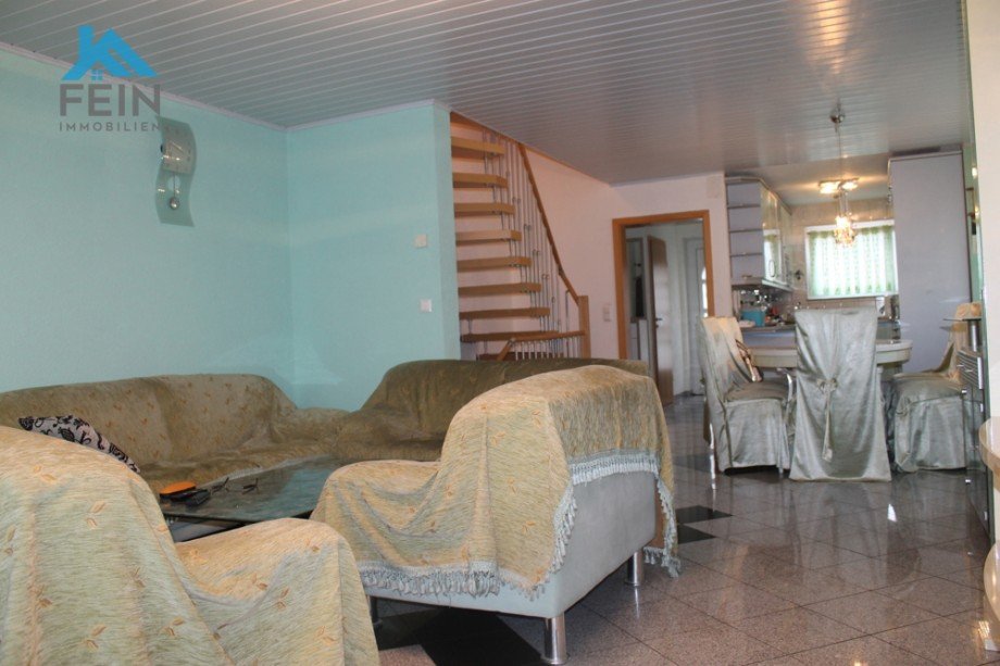 Wohnzimmer/Essbereich Doppelhaush�lfte Stuttgart / Hausen