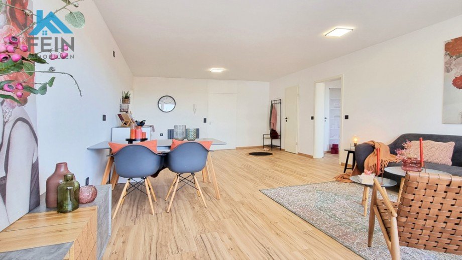 Wohn-/Esszimmer Etagenwohnung Ditzingen / Hirschlanden