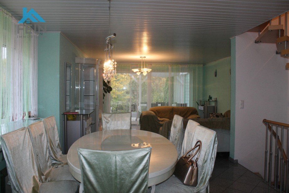 Essbereich/Wohnzimmer Doppelhaush�lfte Stuttgart / Hausen