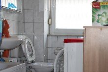 Bad 2.OG Stabile Wertanlage! Mehrfamilienhaus mit 4 Wohneinheiten! ---RESERVIERT---