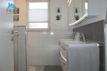Bad/WC DG Gro�z�giges Wohnen in sch�nster Lage!