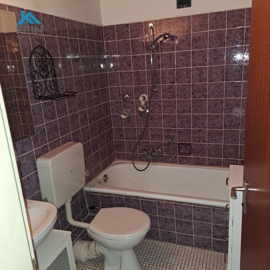 Bad Etagenwohnung M�hlacker / D�rrmenz
