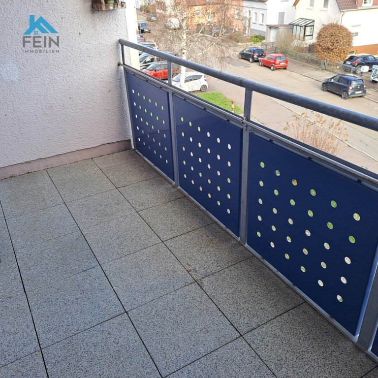 Balkon M�hlacker / D�rrmenz Etagenwohnung Sonnig, gepflegt, mit Balkon