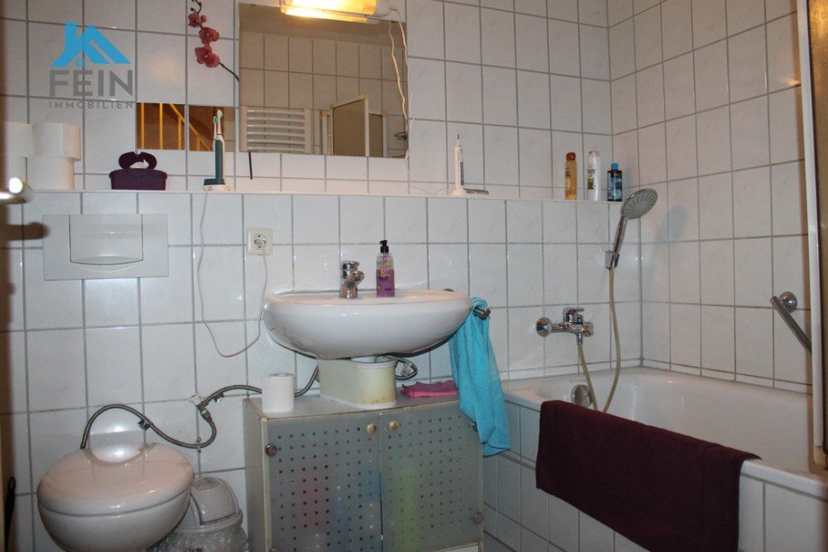 Bad OG Reihenmittelhaus Stuttgart / Hausen
