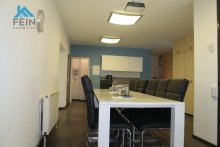 Konferenzraum Moderne B�rofl�che in einem gepflegten Gesch�ftsgeb�ude