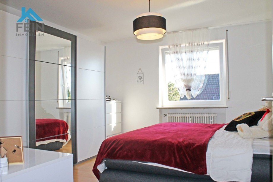 Schlafzimmer 1.OG Mehrfamilienhaus Korntal-M�nchingen